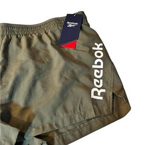 Reebok Winners Vector Shorts in Olive Green 🆕